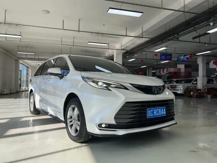Toyota Sienna 2021 Model 2.5L Hybrid Supreme Edition
