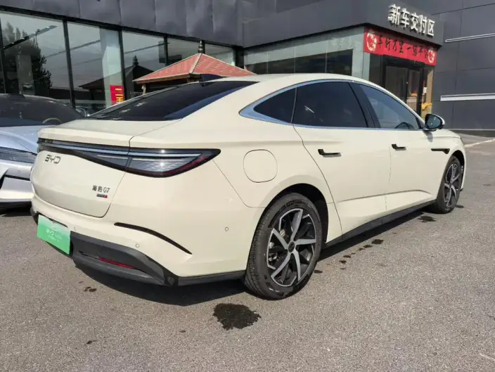 BYD Seal 07DM 2026 Model DM-i 230KM Flagship Model – фото 6