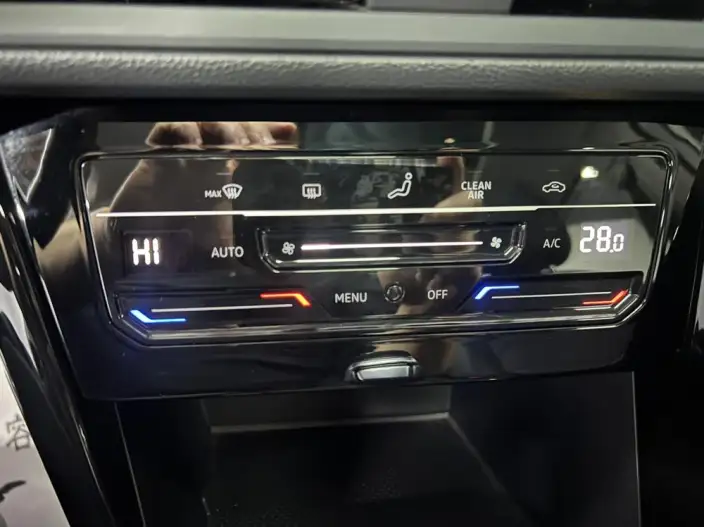 Volkswagen Tayron 2022 Model 280TSI 2WD Luxury Zhilian Edition – фото 8