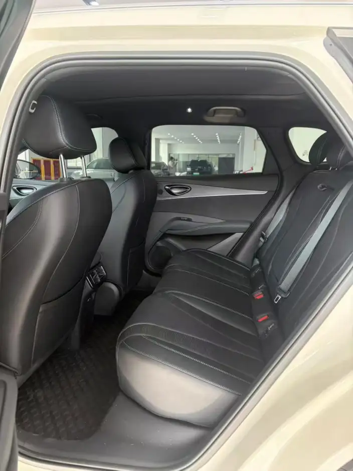 BYD Seal 06 DM Touring Edition 2025 Model DM-i 150KM Exclusive Model – фото 9