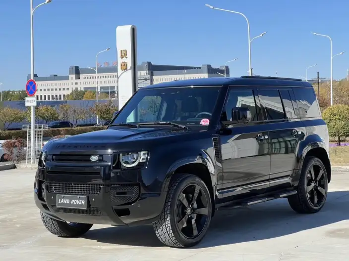 Land Rover Defender 2025 Model 110 3.0T P400 SE X-Dynamic