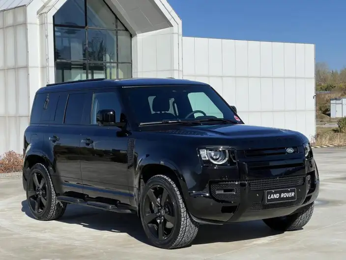 Land Rover Defender 2025 Model 110 3.0T P400 SE X-Dynamic