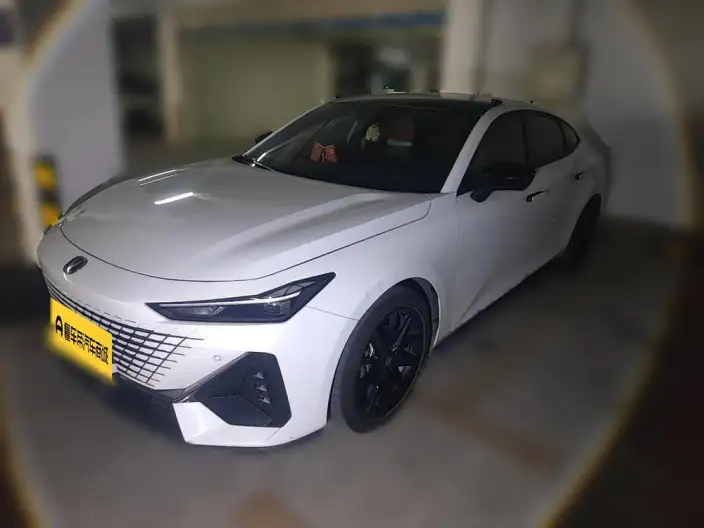 Changan UNI-V 2022 Model 1.5T Noble Model