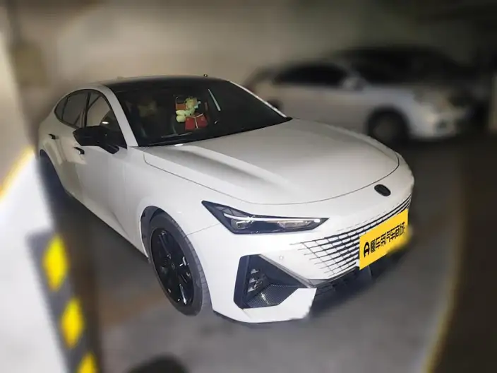 Changan UNI-V 2022 Model 1.5T Noble Model