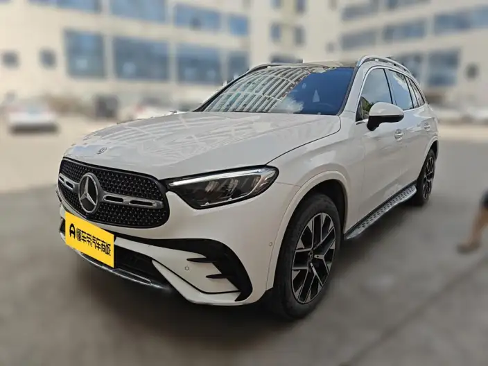 Mercedes-Benz GLC 2024 Model GLC 260 L 4MATIC Luxury Model 5 seat