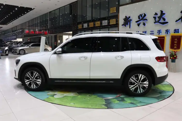Mercedes-Benz GLB 2024 Model Facelift GLB 220 Dynamic Model – фото 3