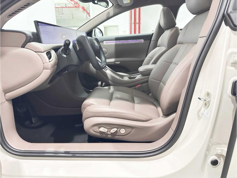 IM L6 2025 Ultra Edition 100kWh – фото 12
