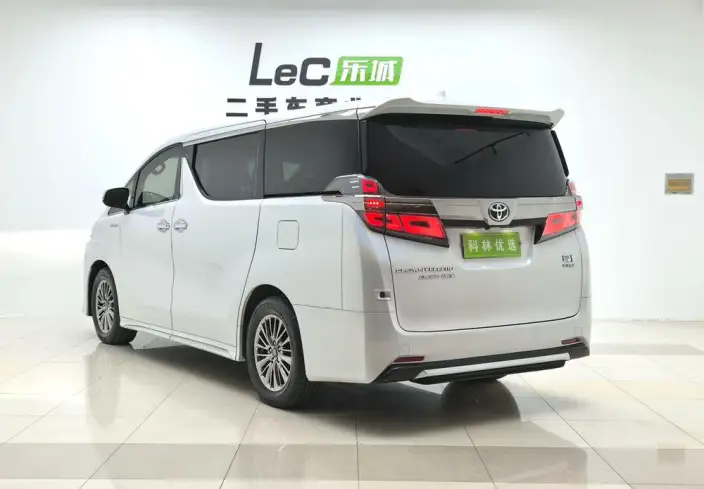 Vellfire 2021 Model Toyota Crown Hybrid 2.5L HV Supreme Edition – фото 4