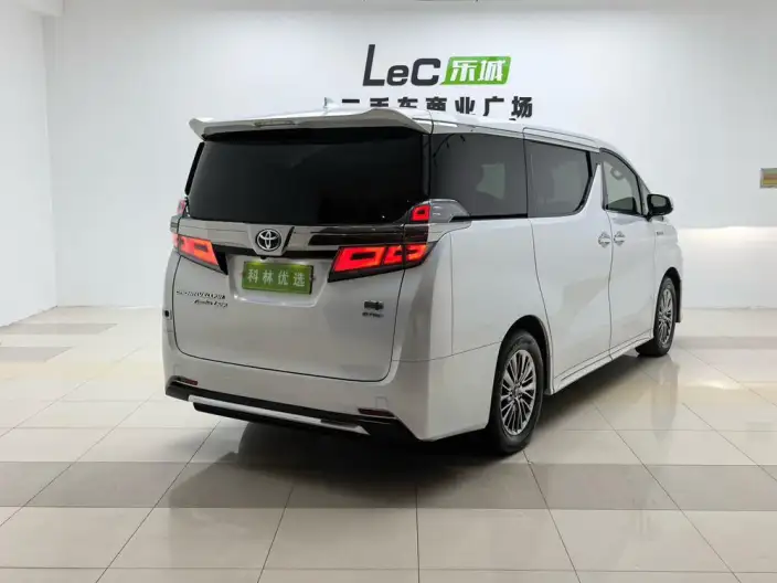 Vellfire 2021 Model Toyota Crown Hybrid 2.5L HV Supreme Edition – фото 6