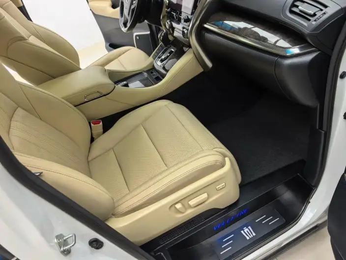 Vellfire 2021 Model Toyota Crown Hybrid 2.5L HV Supreme Edition – фото 8