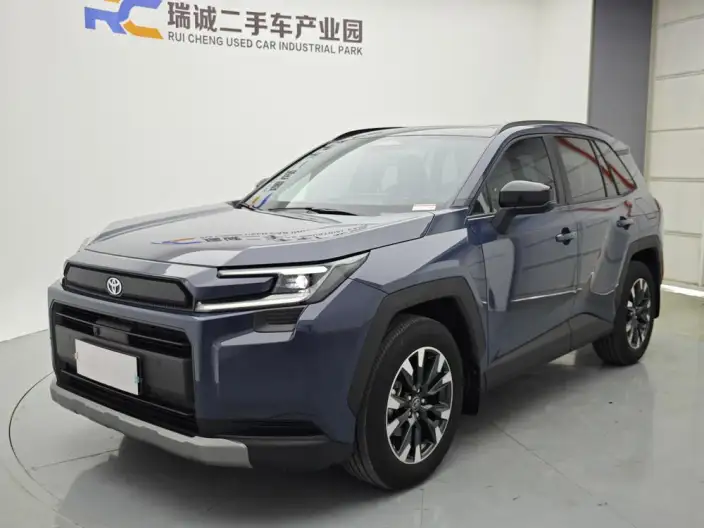 Toyota RAV4 2026 Model 2.0L 2WD Deluxe Edition – фото 1
