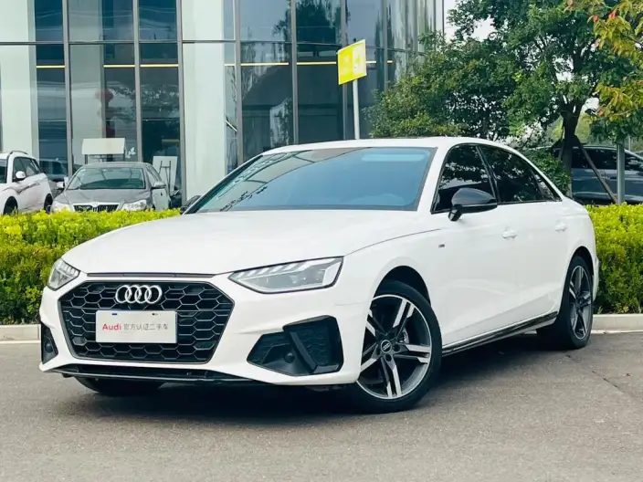 Audi A4 L 2022 Model 40 TFSI Luxury Dynamic Model – фото 1