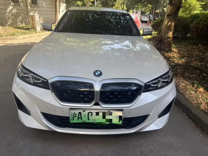 BMW i3 2022 Model eDrive35L – фото 2