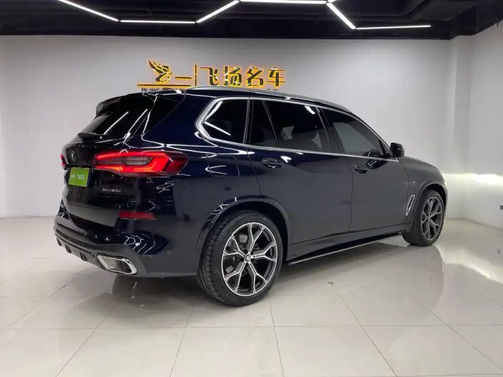 BMW X5 2022 Model xDrive 30Li Exclusive Model M Sports Set – фото 6