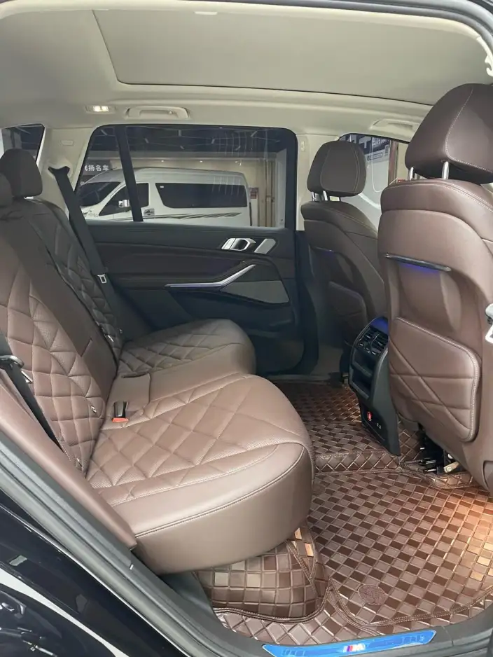 BMW X5 2022 Model xDrive 30Li Exclusive Model M Sports Set – фото 10
