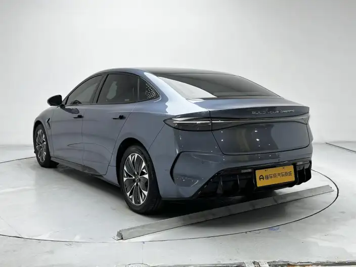 BYD Seal 2022 Model 550KM Standard Battery Life Rear Drive Edition Noble Model – фото 5