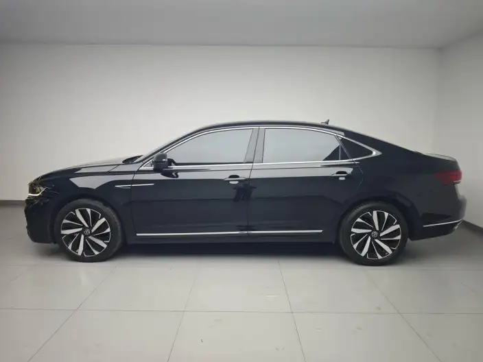 Volkswagen Passat 2022 Model 330TSI Starry sky Elite Edition – фото 4