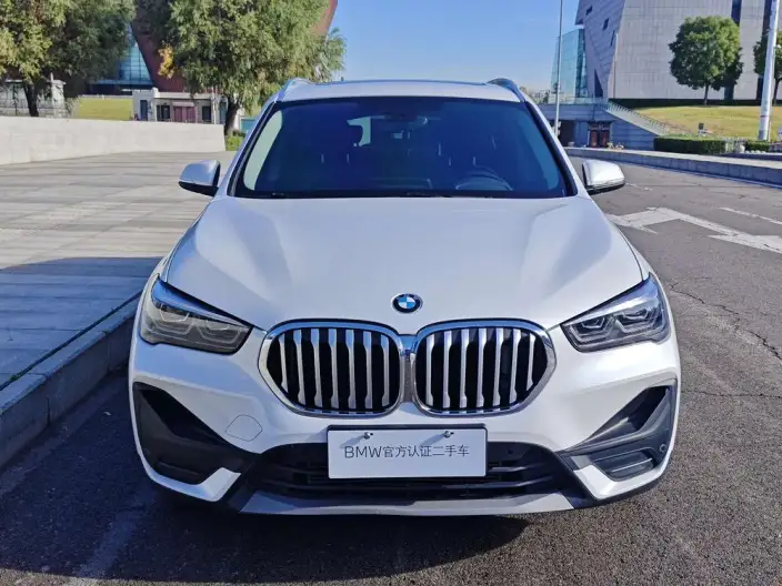 BMW X1 2022 Model sDrive25Li Leading Model – фото 2