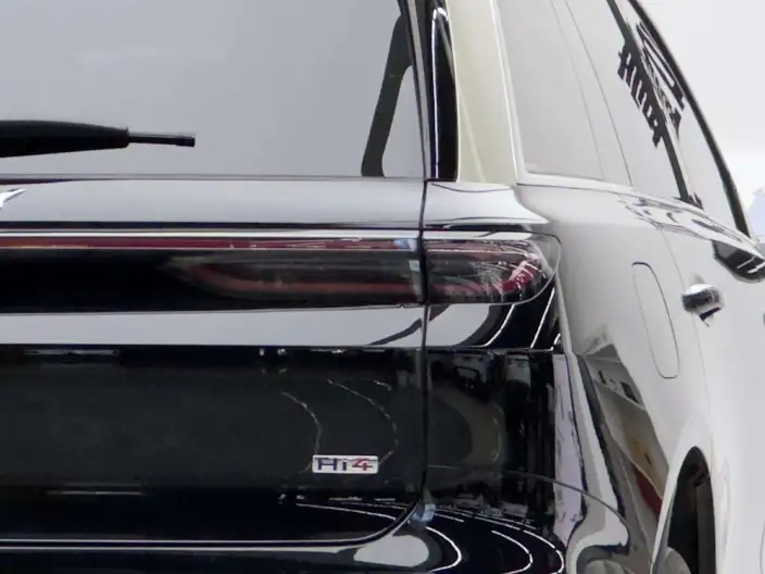 WEY V9X PHEV 2026 Model 2.0T Luxury Extended Edition – фото 7