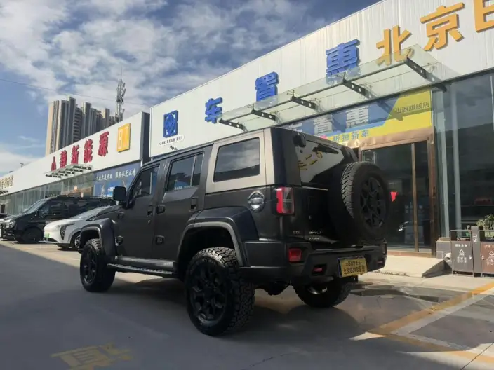 BAIC BJ40 2021 Model 2.0D Automatic 4WD Blade Hero Edition Warrior Model
