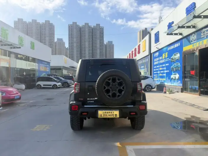 BAIC BJ40 2021 Model 2.0D Automatic 4WD Blade Hero Edition Warrior Model – фото 5