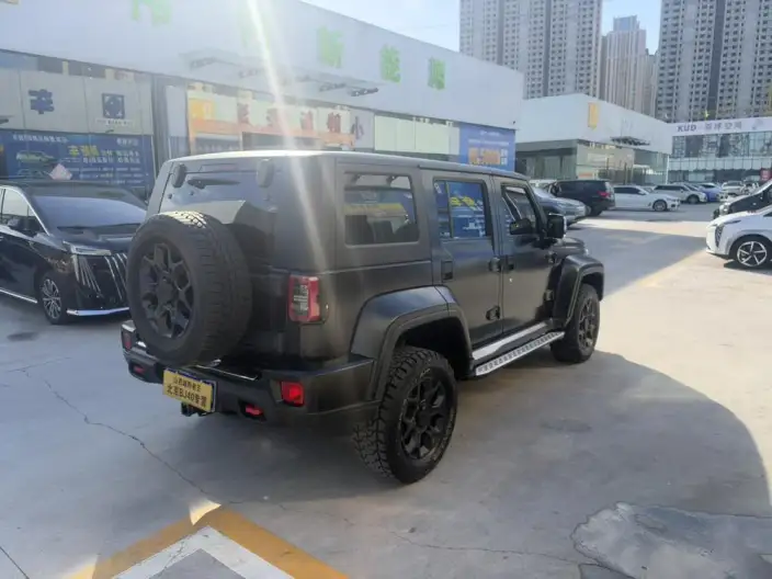BAIC BJ40 2021 Model 2.0D Automatic 4WD Blade Hero Edition Warrior Model – фото 6