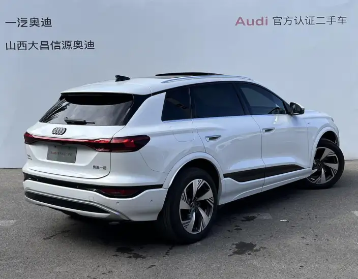 AUDI Q6L e-tron 2026 Model Ultra-long Endurance – фото 4