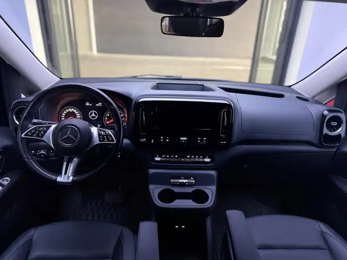 Viano 2024 Model 2.0T Elite Edition 7 seat – фото 7