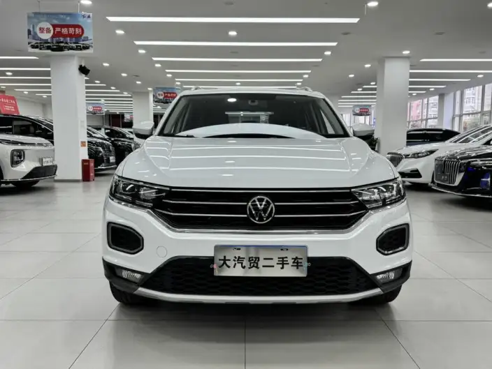 Volkswagen T-Roc 2021 Model 280TSI DSG 2WD Luxury Zhilian Edition – фото 2