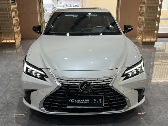 Lexus ES 2025 Model 200 Premium – фото 2