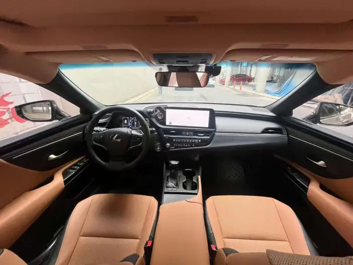 Lexus ES 2022 Model 200 Superior Edition – фото 8