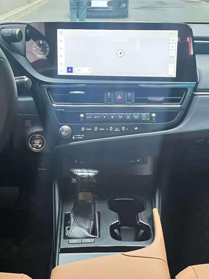 Lexus ES 2022 Model 200 Superior Edition – фото 9