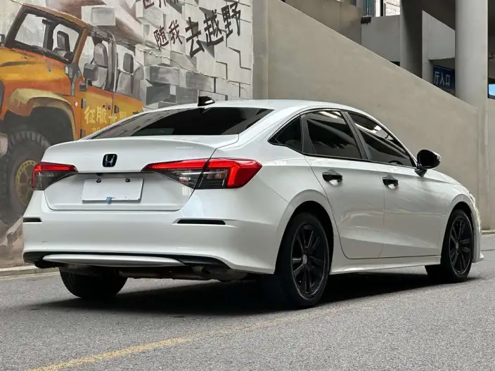 Honda Civic 2023 Model 240TURBO CVT Momentum Edition – фото 5