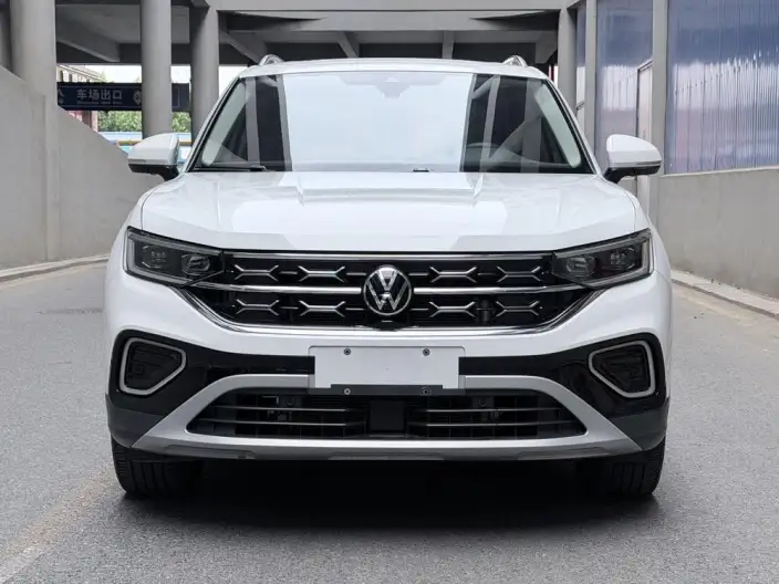 Volkswagen Tayron 2023 Model 280TSI 2WD Luxury Plus Advanced version – фото 2