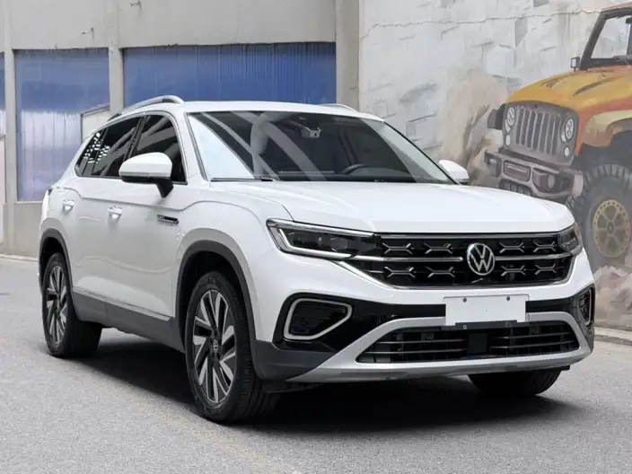 Volkswagen Tayron 2023 Model 280TSI 2WD Luxury Plus Advanced version – фото 3