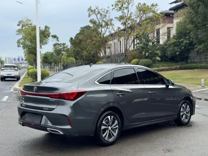 Changan Eado 2023 Model PLUS Changxiang Edition Blue whale NE 1.4T GDI DCT Noble Model – фото 7