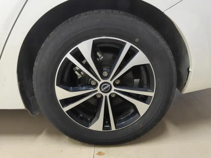 Nissan Sylphy 2023 Model 1.6L CVT Yuexiang Edition – фото 9