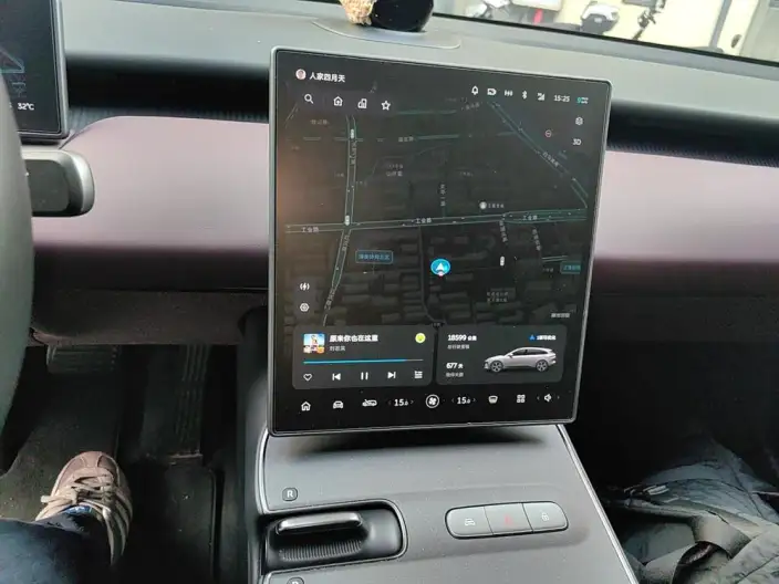NIO ET5T 2024 Model 75kWh – фото 8