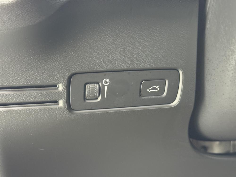 Volvo XC40 2022 T4 4WD Smart Enjoy Luxury – фото 18