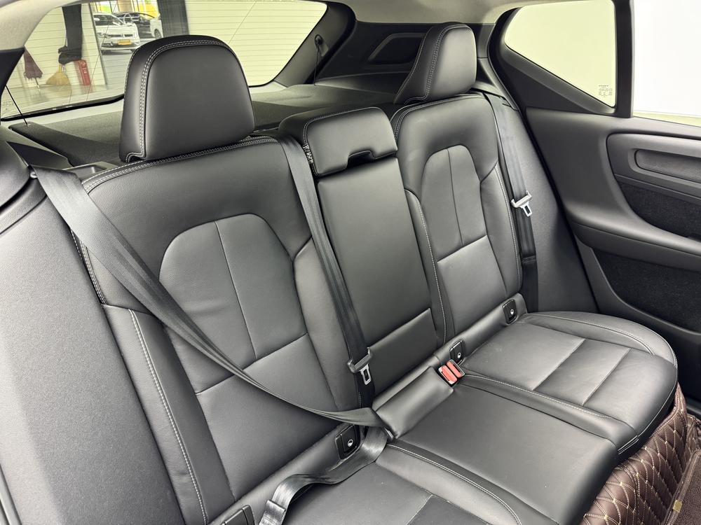 Volvo XC40 2022 T4 4WD Smart Enjoy Luxury – фото 23