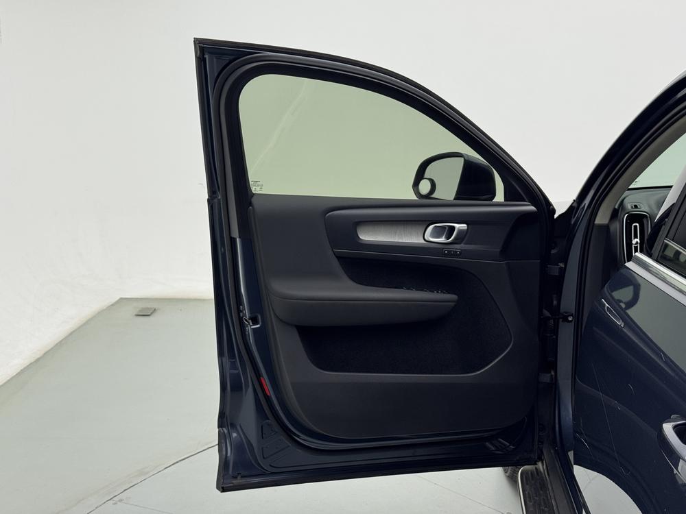 Volvo XC40 2022 T4 4WD Smart Enjoy Luxury – фото 25