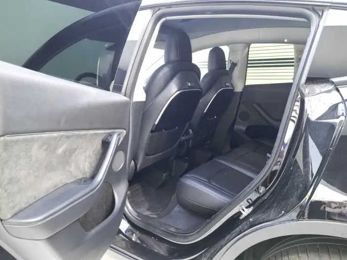 Model Y 2022 Model Rear-wheel drive version – фото 9