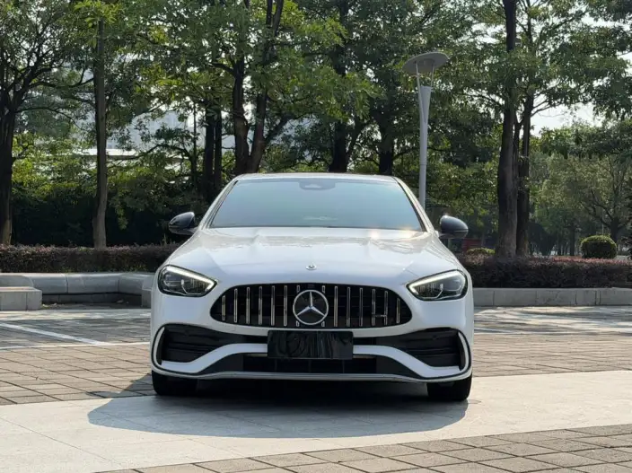 Mercedes-Benz C-Class 2023 Model C 200 L Sports Edition – фото 2