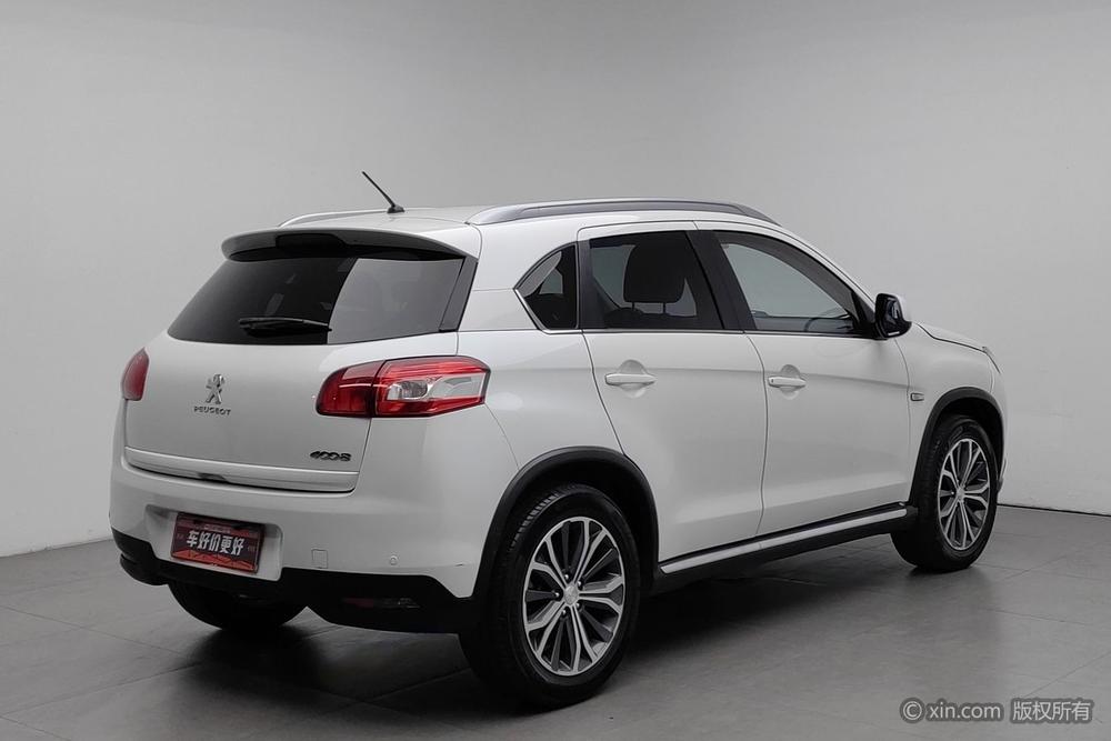 Peugeot 2008 2013 модификация 2.0L 2WD Luxury