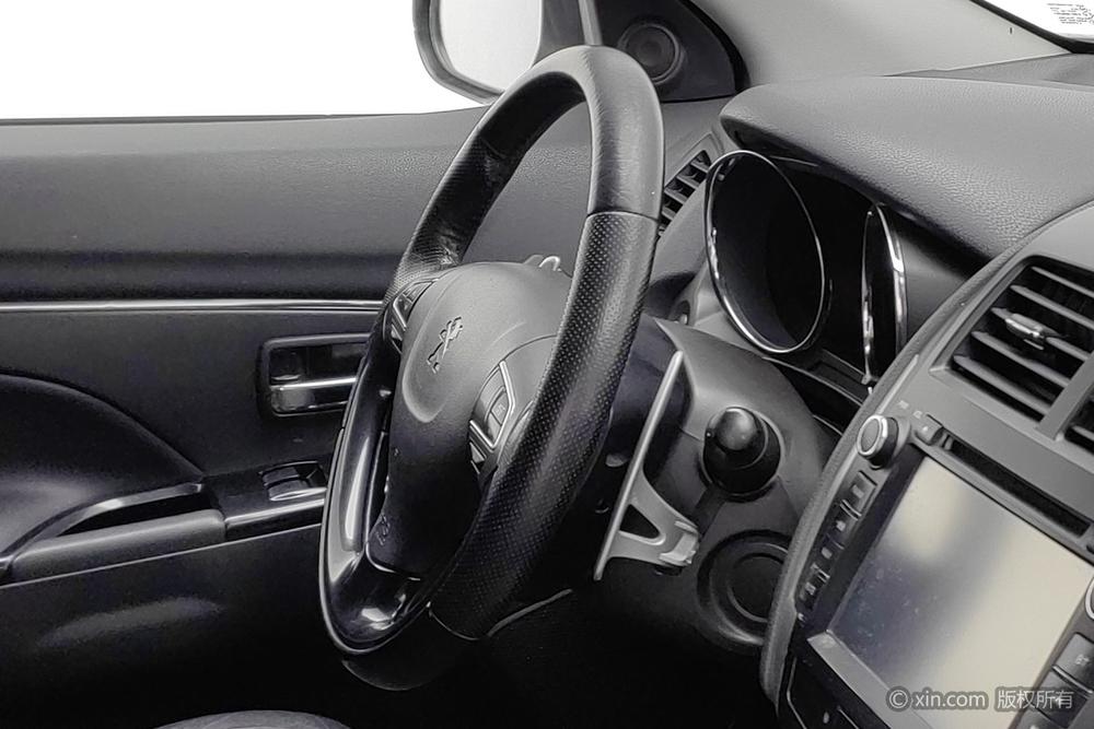Peugeot 2008 2013 модификация 2.0L 2WD Luxury – фото 8