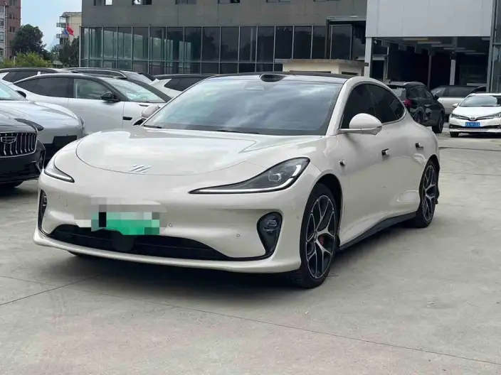 IM L6 2025 Model Ultra 100kWh – фото 1