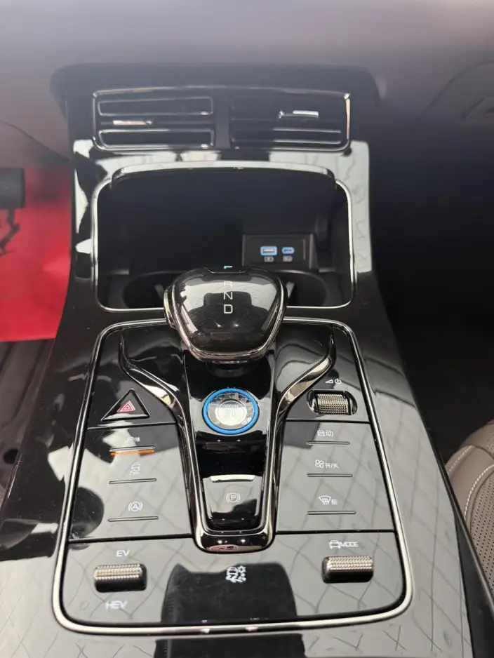 BYD Han DM 2025 Model DM-i 125KM Elite Model – фото 8
