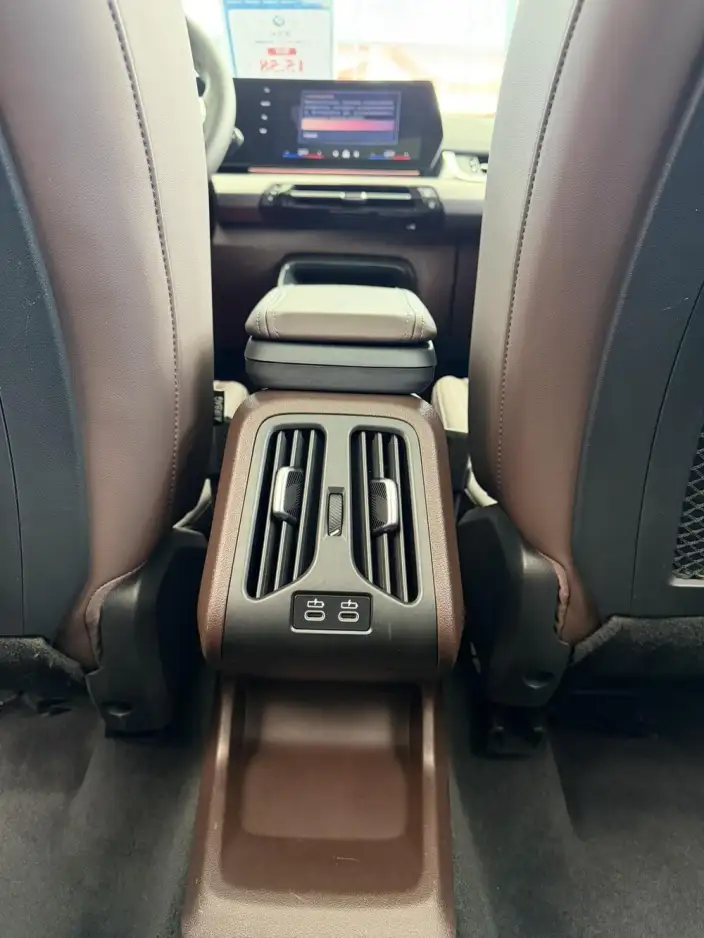 BMW X1 2023 Model sDrive25Li M Sports Set – фото 9