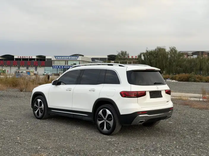 Mercedes-Benz GLB 2023 Model GLB 220 Fashion Model – фото 4