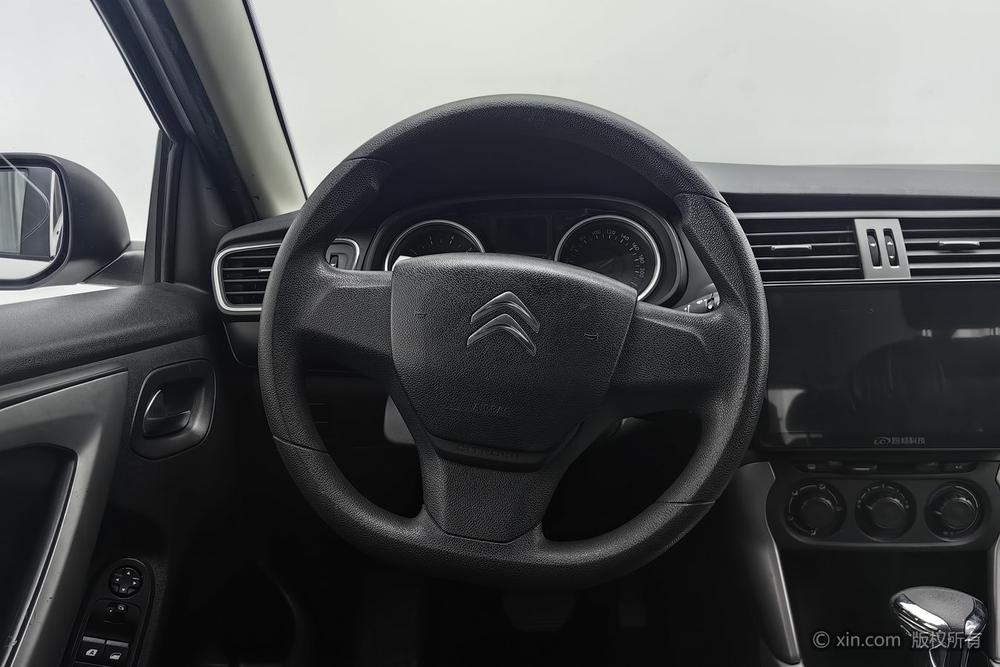 Citroën C3-XR 2017 модификация 1.6L автоматическое Fashion – фото 13